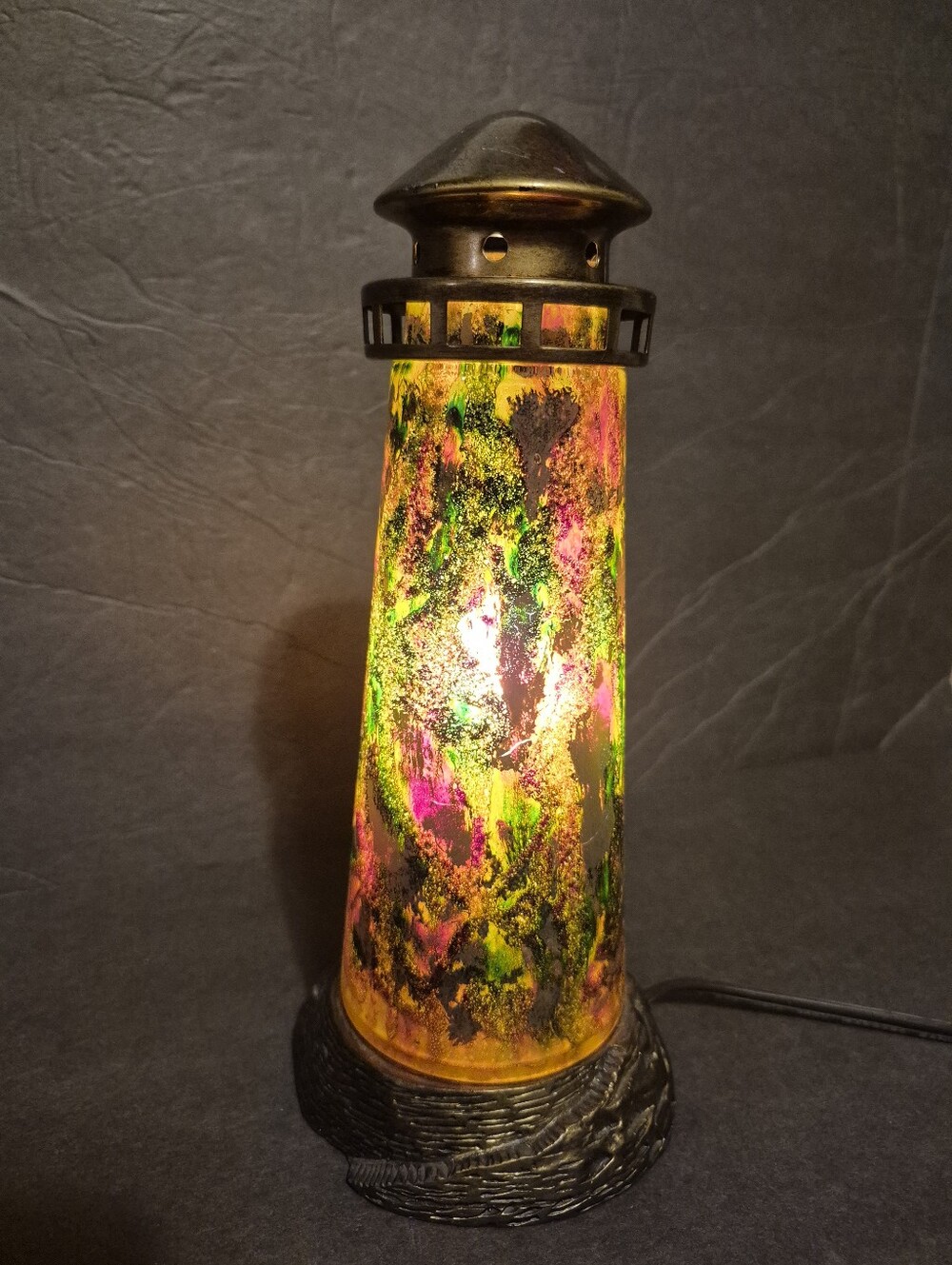 Dale Tiffany Multi-Colored Glass Lighthouse Brass Accents Lamp #2 Please Read